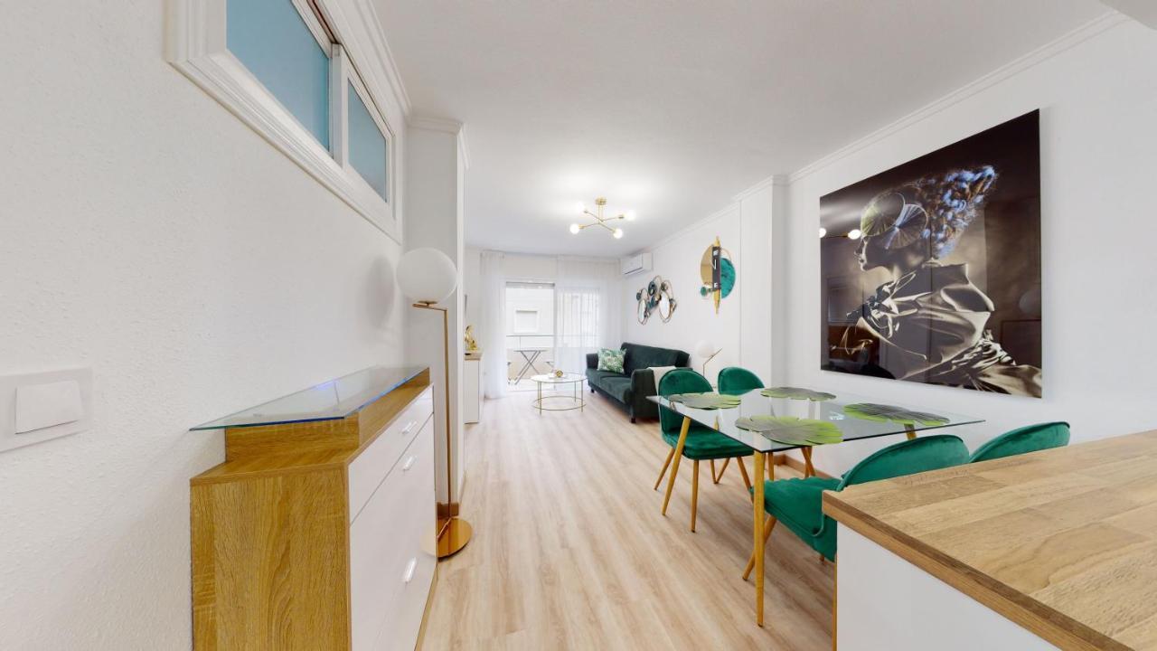 Apartmán Pedro Lorca Torrevieja Exteriér fotografie